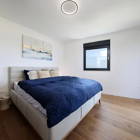 Anni-free Parking&evcharger-24h Self Check-in Apartament *