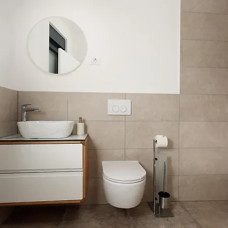 Anni-free Parking&evcharger-24h Self Check-in Apartament