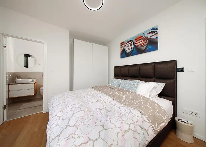 Apartment Anni-free Parking&evcharger-24h Self Check-in Opric