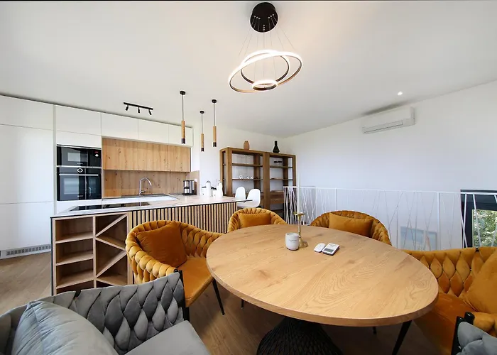 Apartment Anni-free Parking&evcharger-24h Self Check-in Opric
